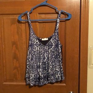 Blue and white printed tank